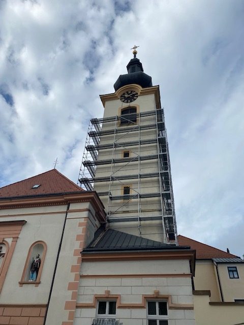 Read more about the article Započeli radovi na obnovi zvonika župne crkve sv. Nikole biskupa