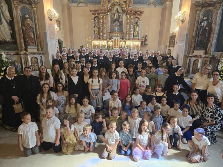 Read more about the article Proslava 100-te obljetnice djelovanja Družbe Kćeri Božje ljubavi u Koprivnici