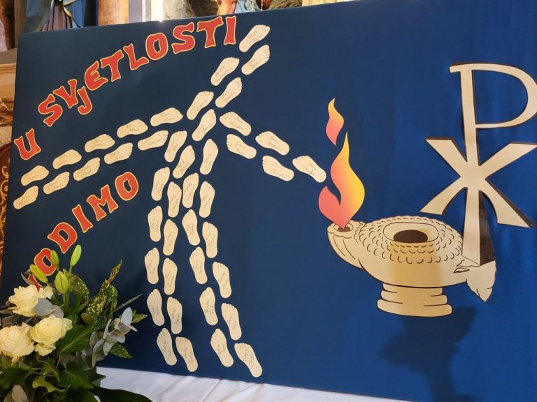 Read more about the article Predstavljanje prvopričesnika